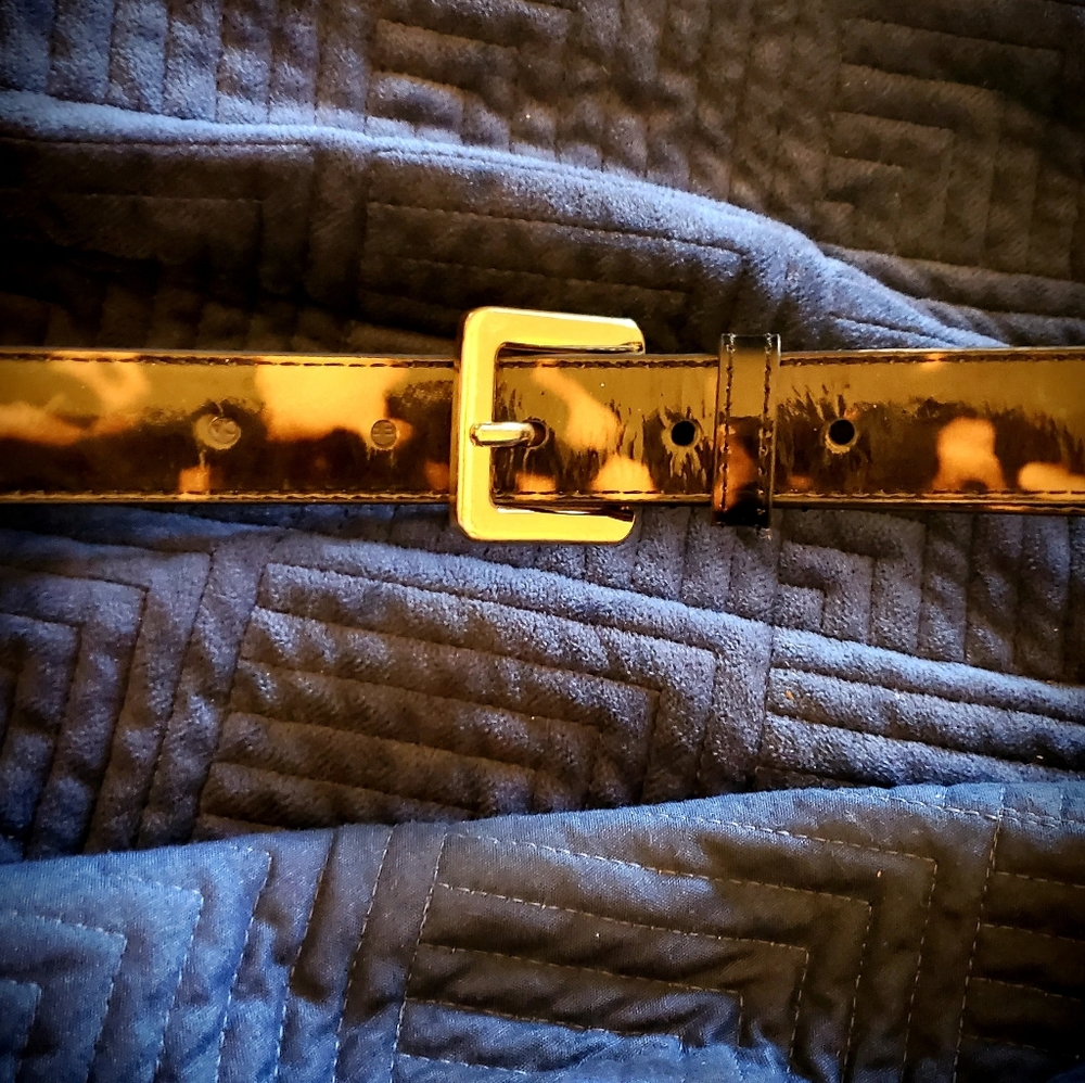 COPY - Ann Taylor patent animal print belt XS